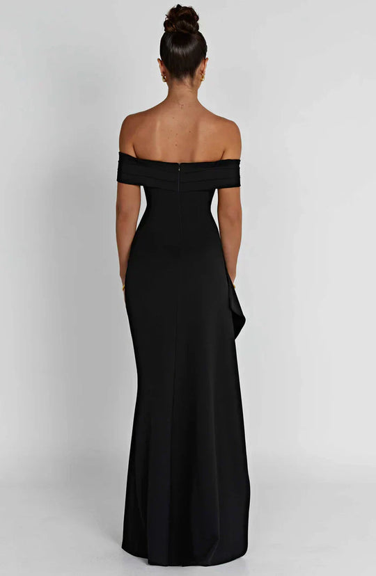 Elegant Noir Dress